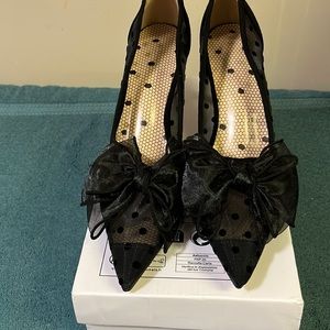 Women’s black heels